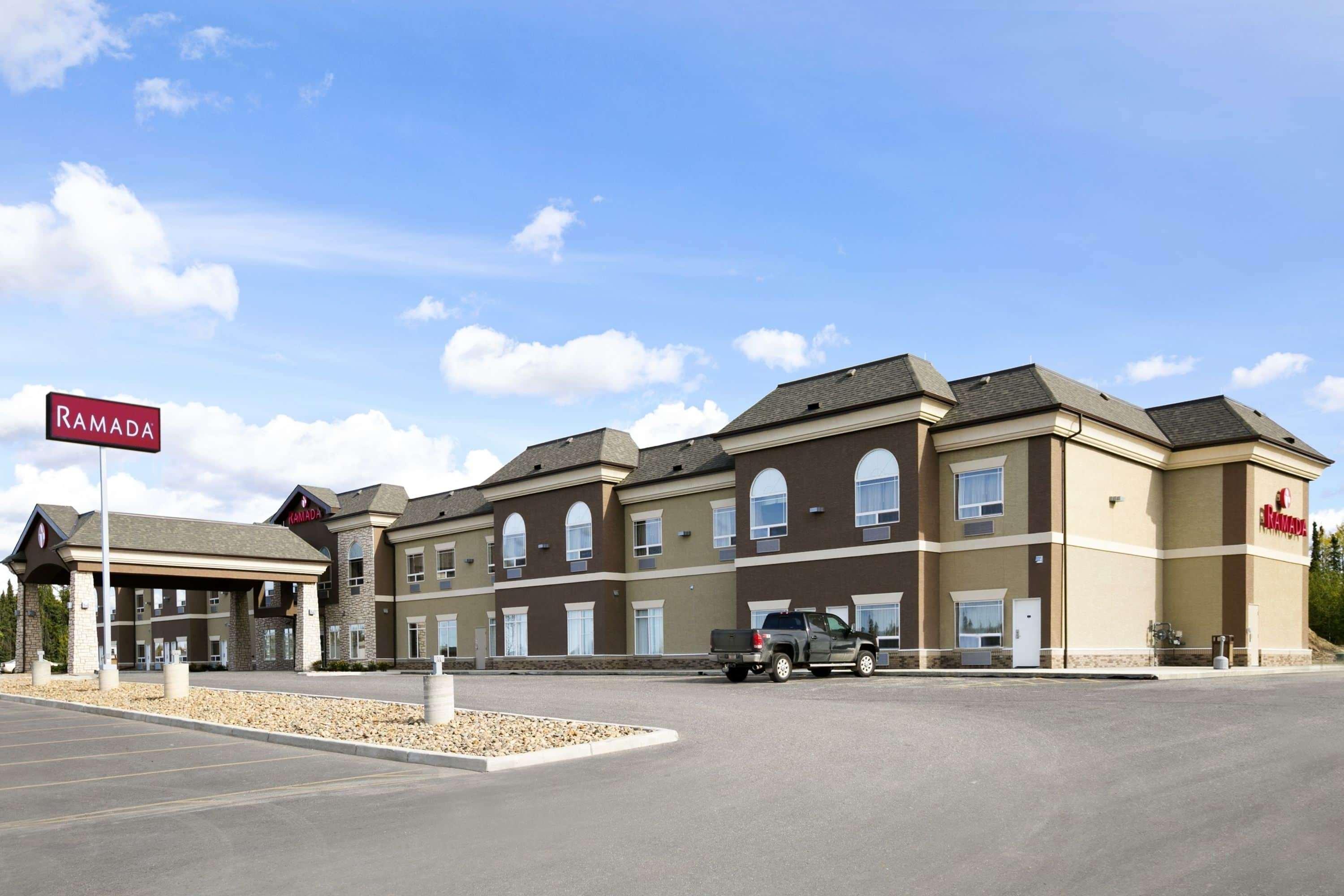 Ramada By Wyndham Conklin Otel Dış mekan fotoğraf